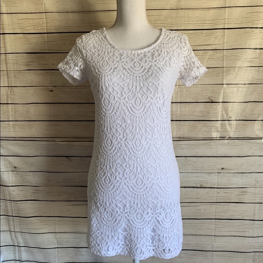 Forever 21 White Lace Mini Dress Size Small